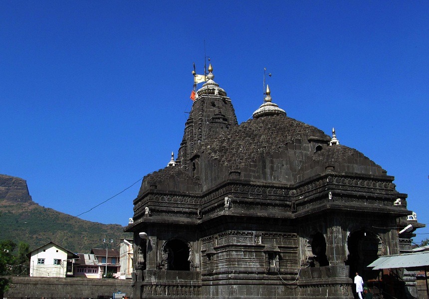 trimbakeshwar-temple-img